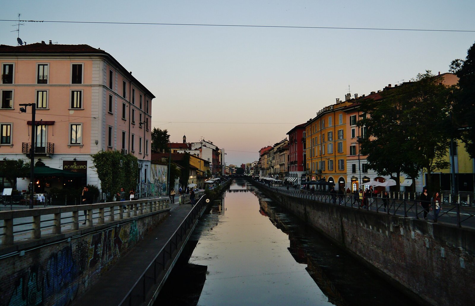 Naviglio Grande canal in Milan at aperitivo hour